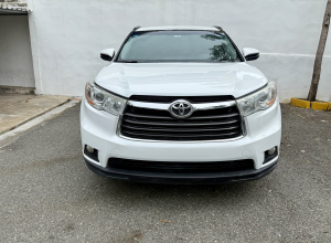Toyota Highlander LE Plus