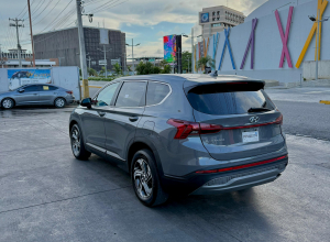 Hyundai Santa Fe SE