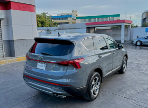 Hyundai Santa Fe SE