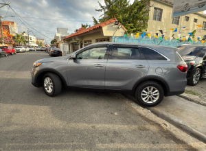 Kia Sorento LX