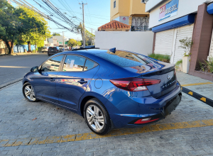 Hyundai Elantra Limited