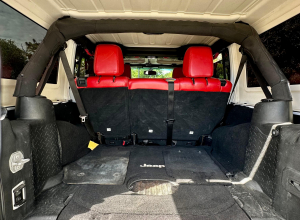 Jeep Wrangler Sahara Unlimited