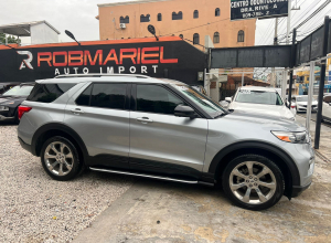 Ford Explorer Platinum