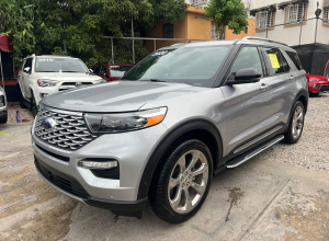Ford Explorer Platinum