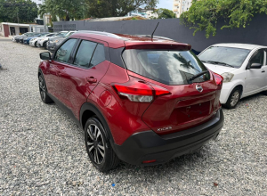 Nissan Kicks SV