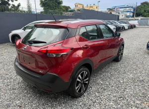 Nissan Kicks SV