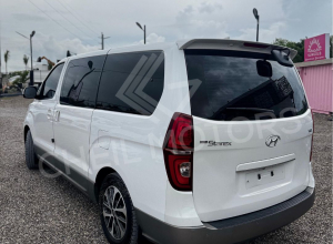 Hyundai Grand Starex Básico