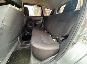 Nissan Versa SE