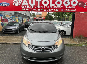 Nissan Versa SE
