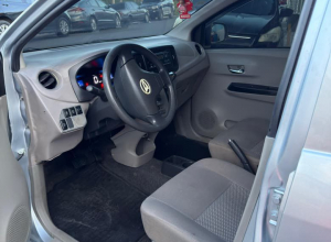 Daihatsu Mira Básico