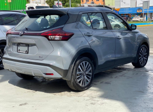 Nissan Kicks SV