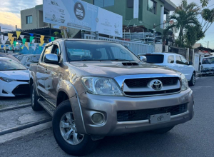 Toyota Hilux Básico