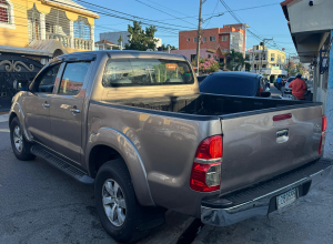 Toyota Hilux Básico