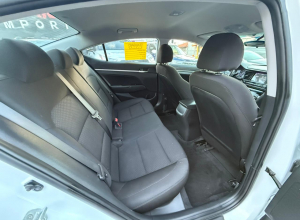 Hyundai Elantra Basico