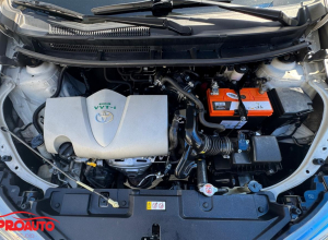 Toyota Yaris Básico