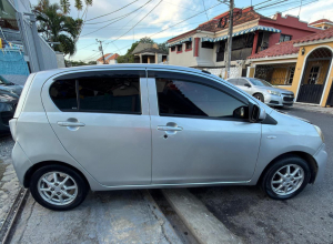 Daihatsu Mira Básico