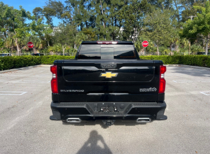 Chevrolet Silverado High Country