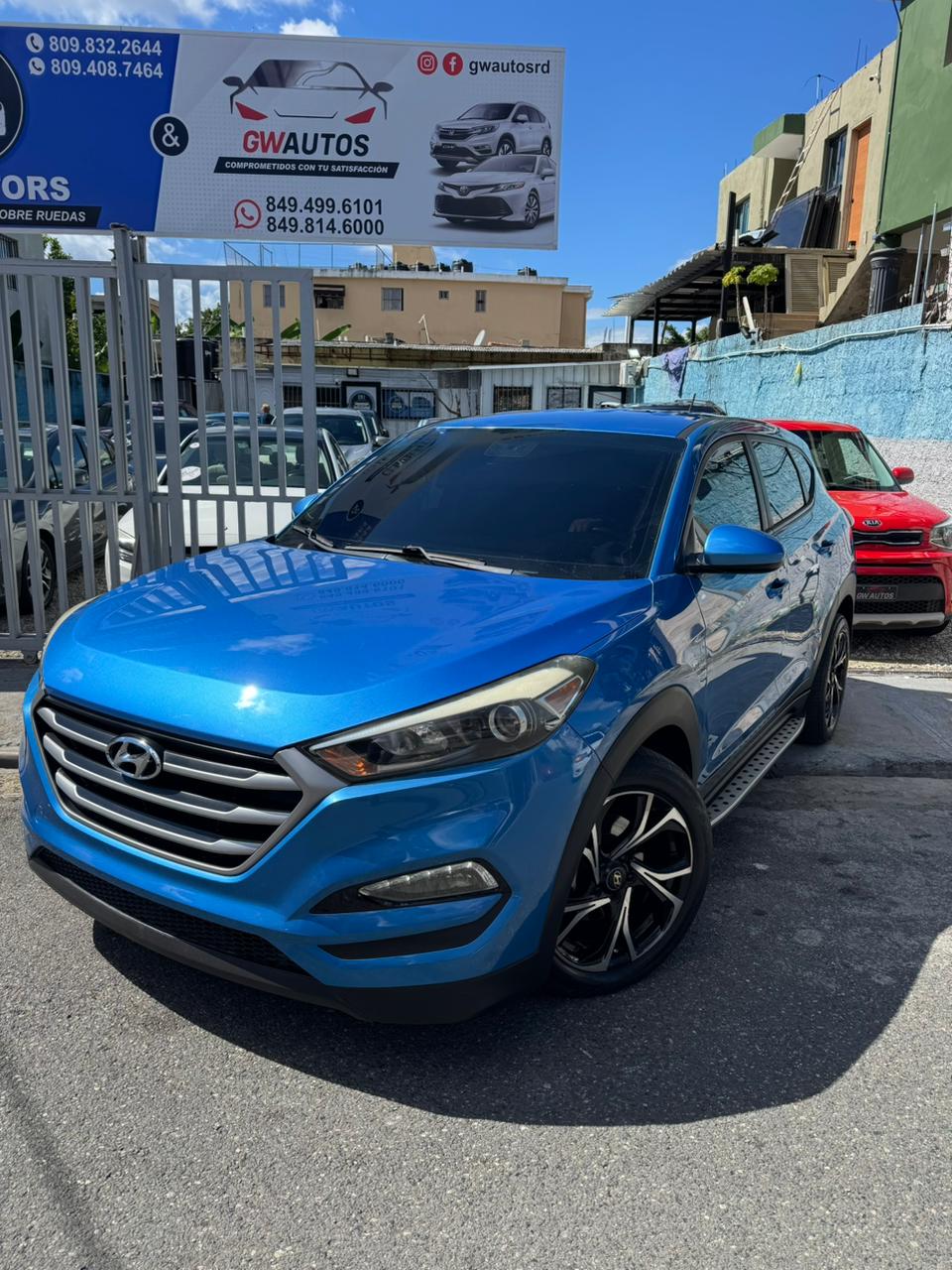 Hyundai Tucson SE