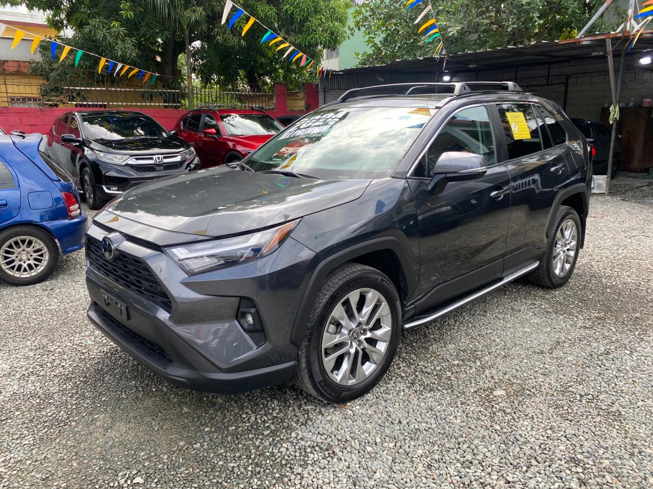 Toyota RAV4 XLE Premium