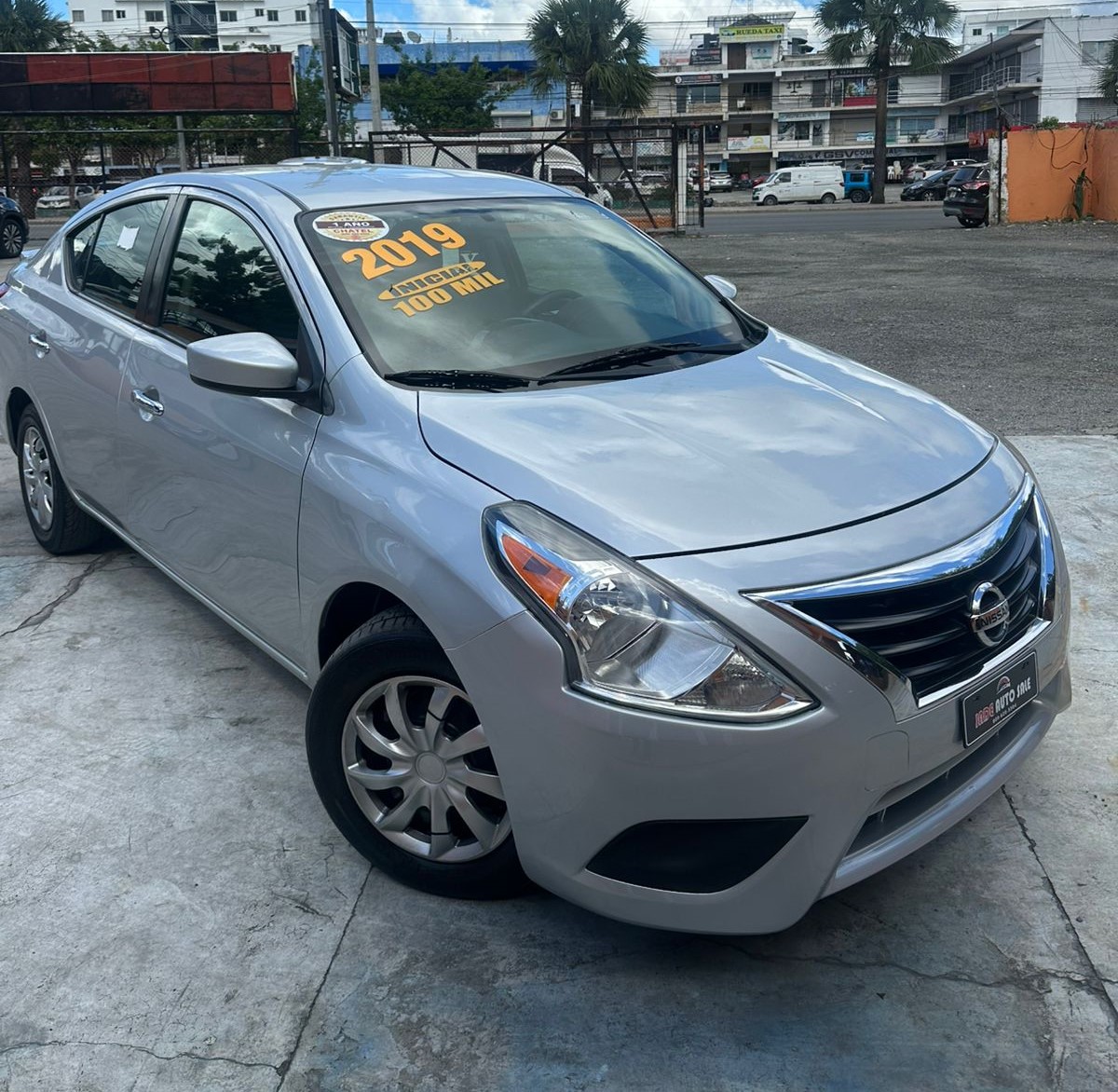 Nissan Versa SV