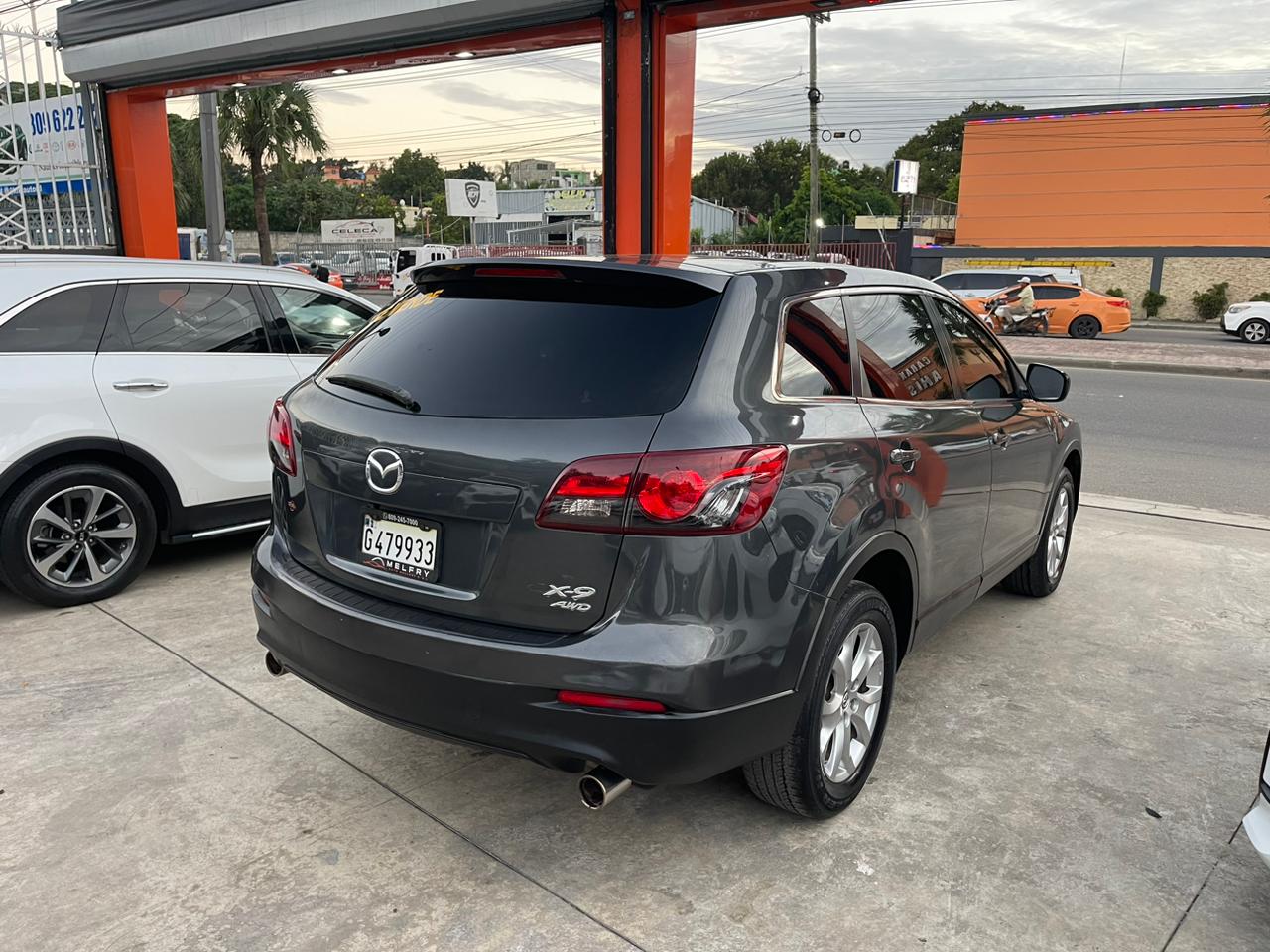 Mazda CX-9 Básico