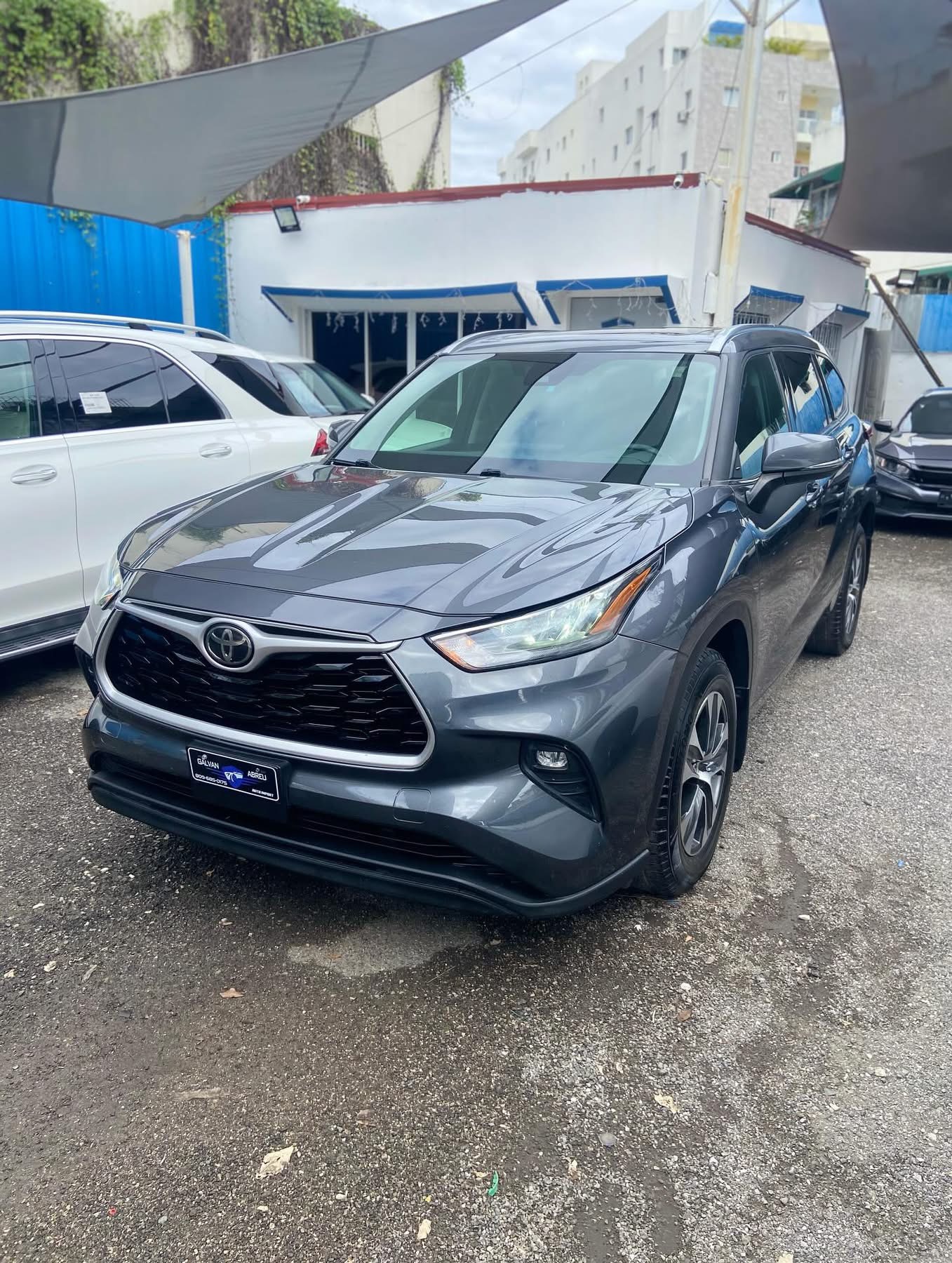 Toyota Highlander XLE