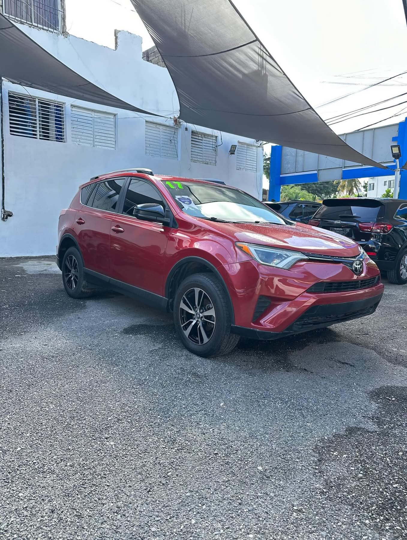 Toyota RAV4 LE