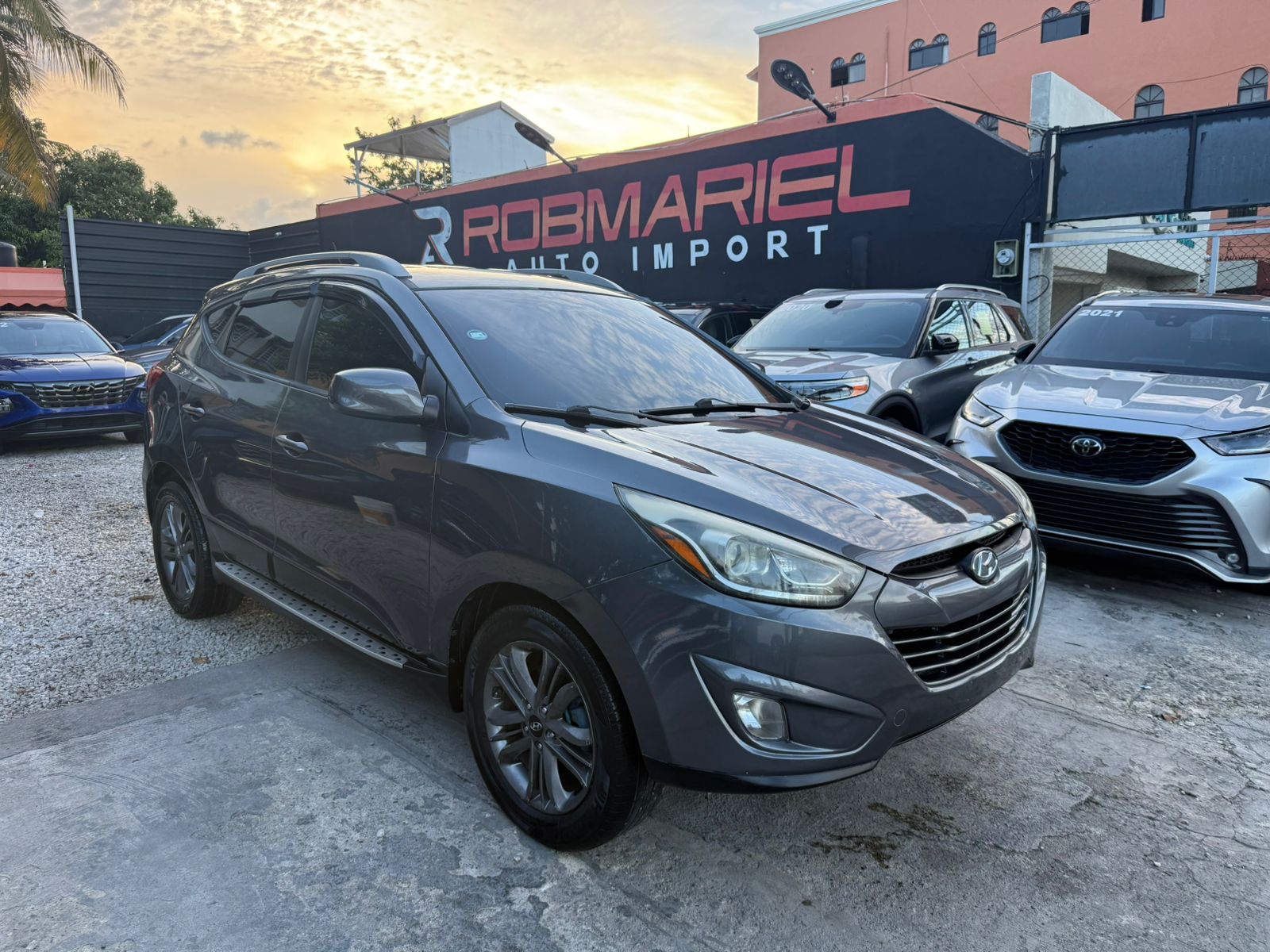 Hyundai Tucson SE