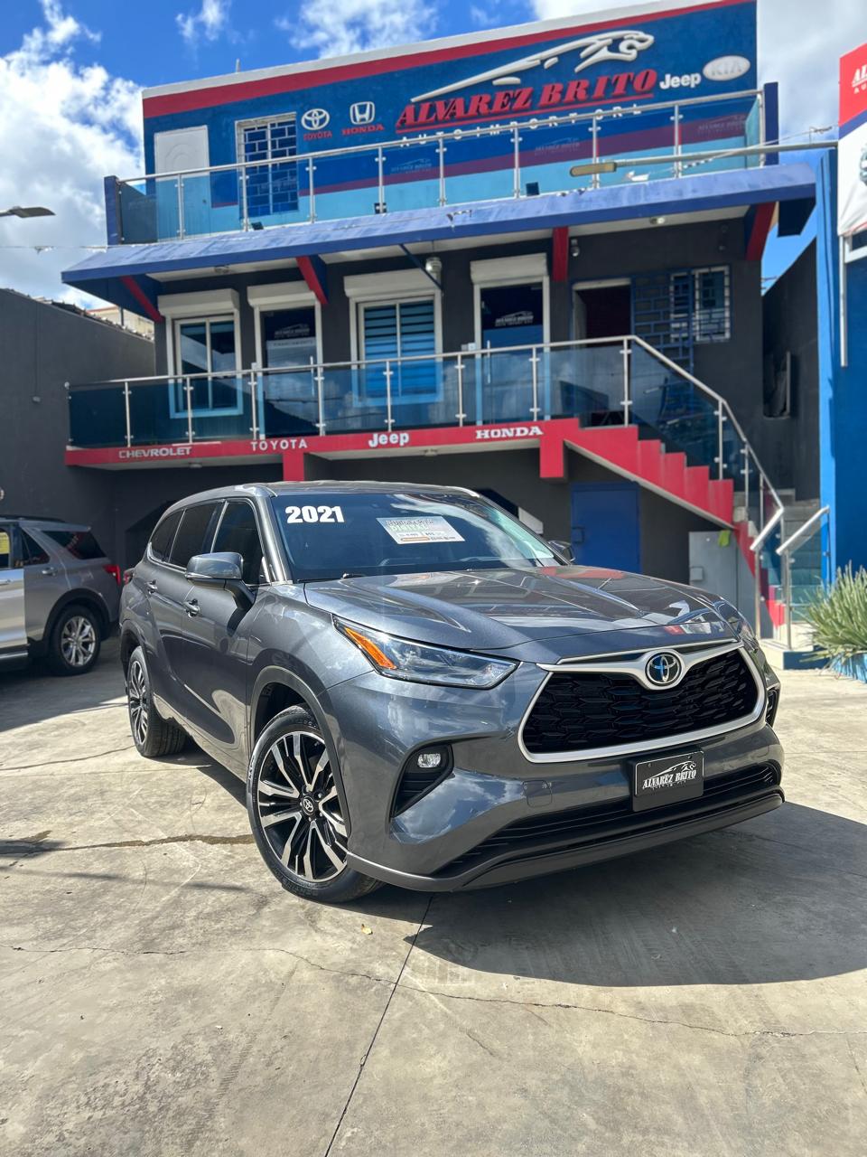 Toyota Highlander LE