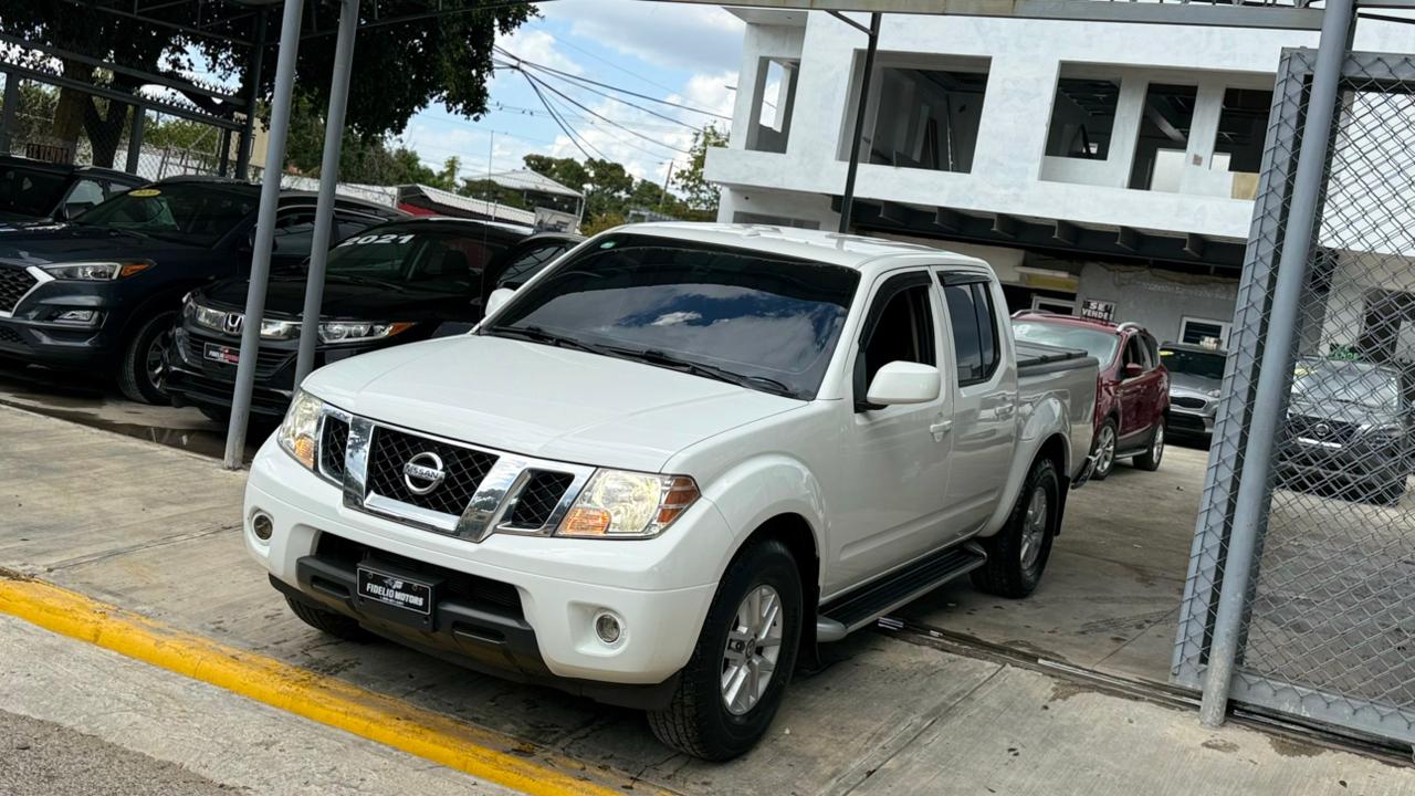 Nissan Frontier SV