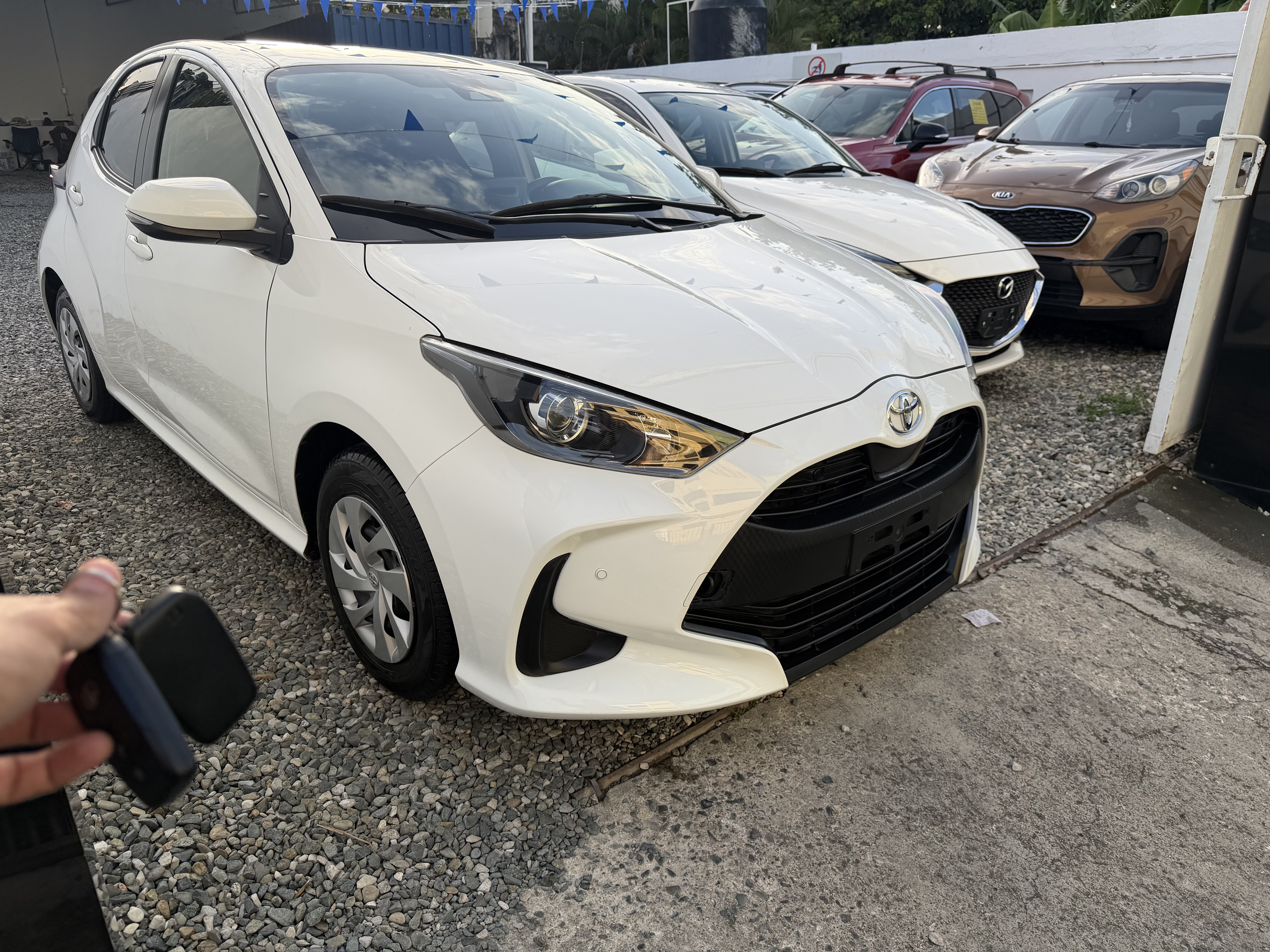 Toyota Vitz Básico