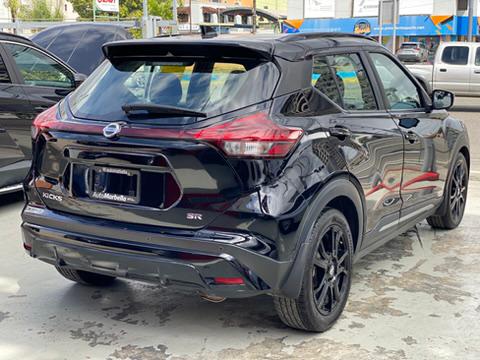 Nissan Kicks SR