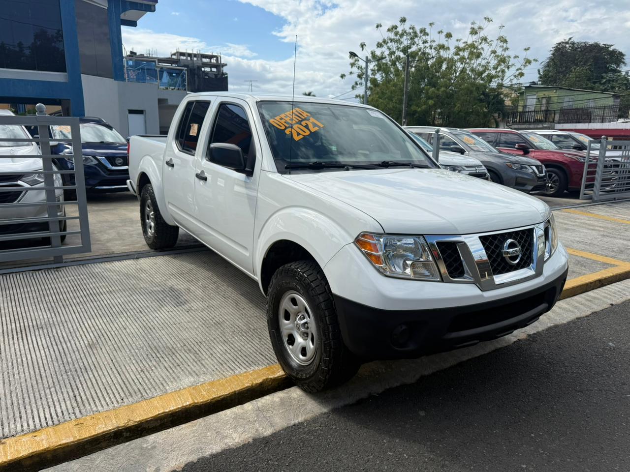 Nissan Frontier S