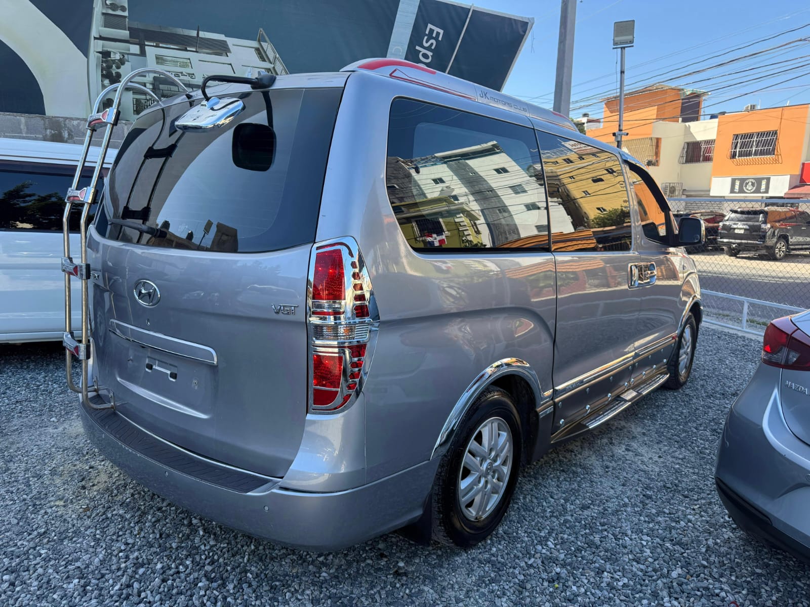 Hyundai Grand Starex Básico