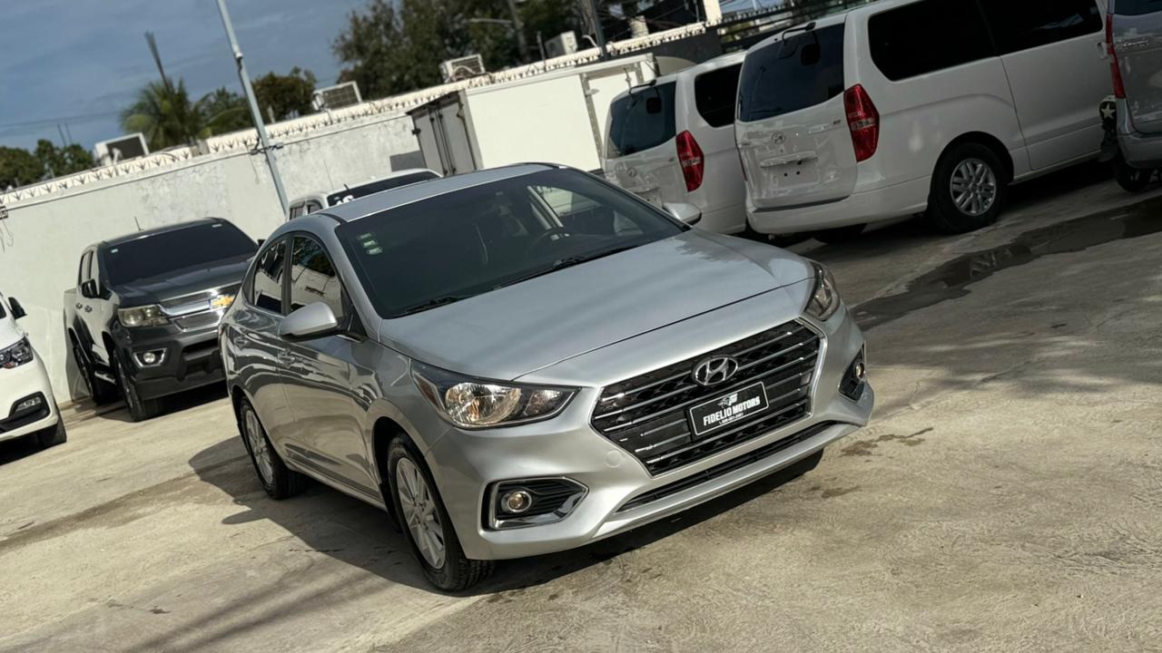 Hyundai Accent SEL