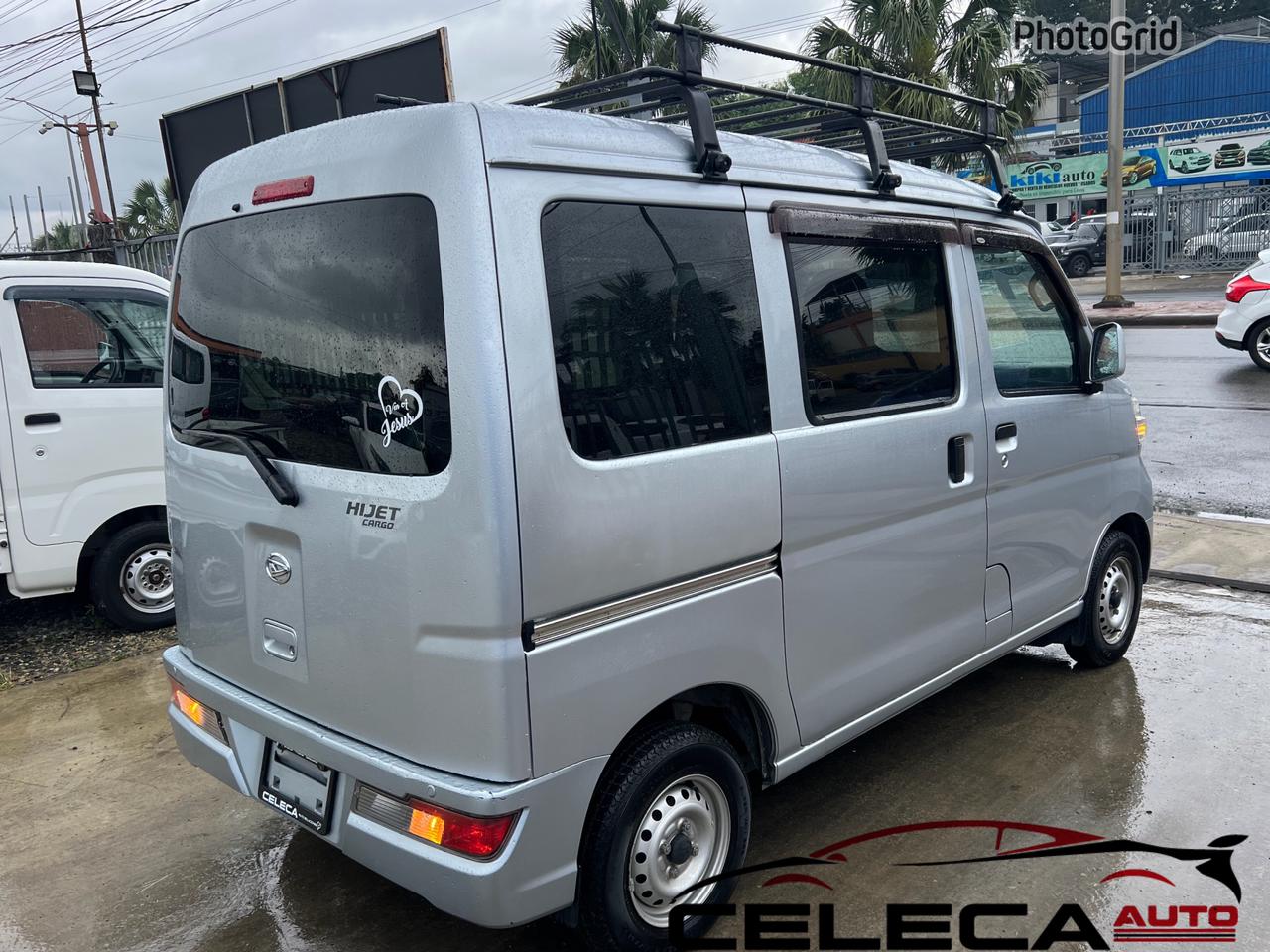 Daihatsu Hijet Minivan