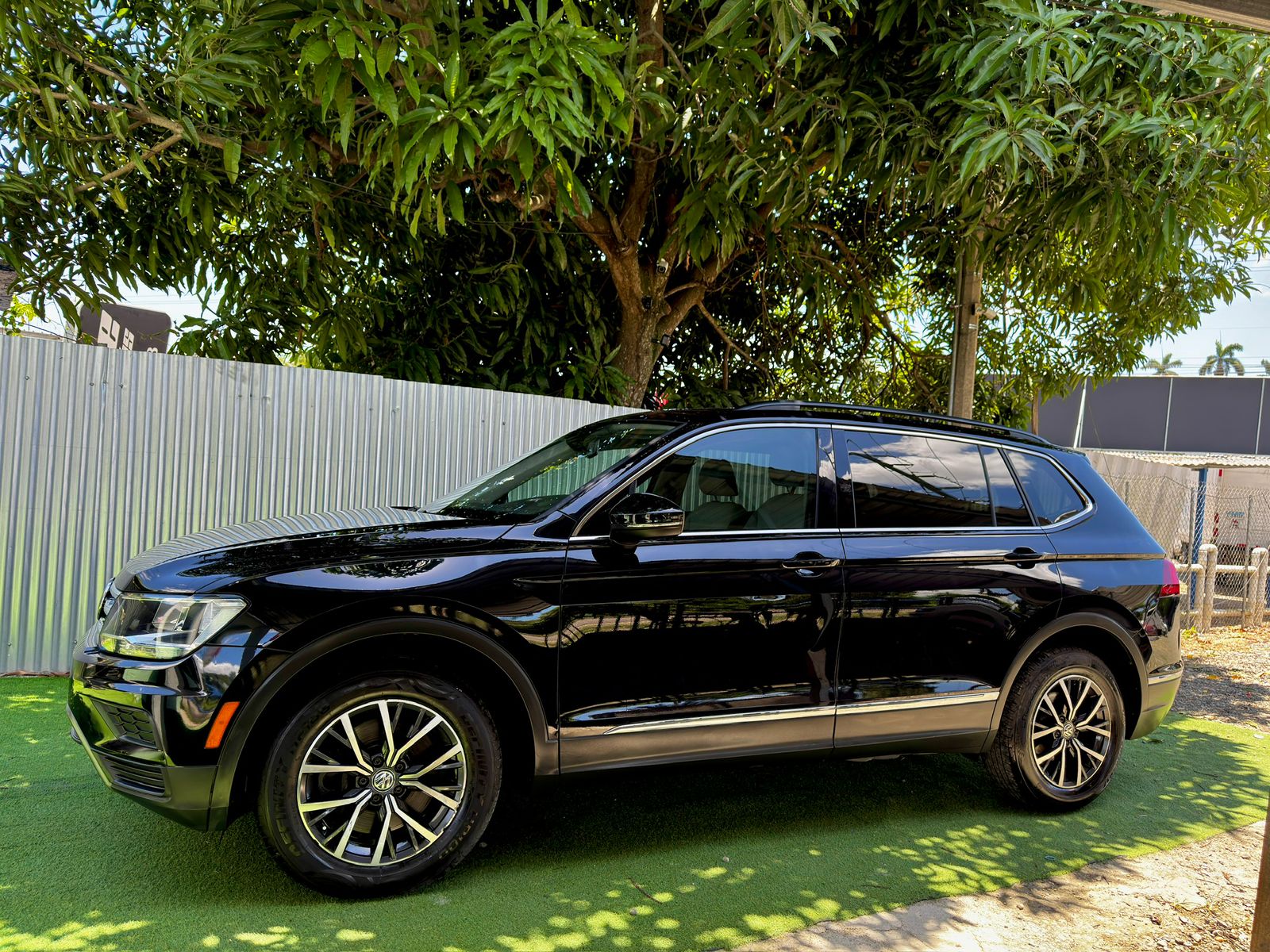 Volkswagen Tiguan R