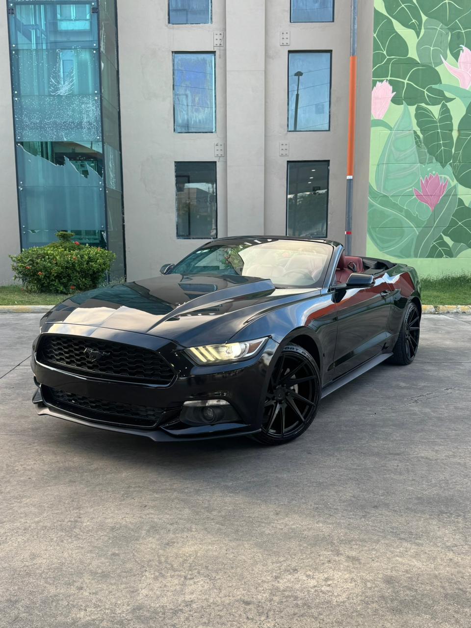 Ford Mustang Convertible