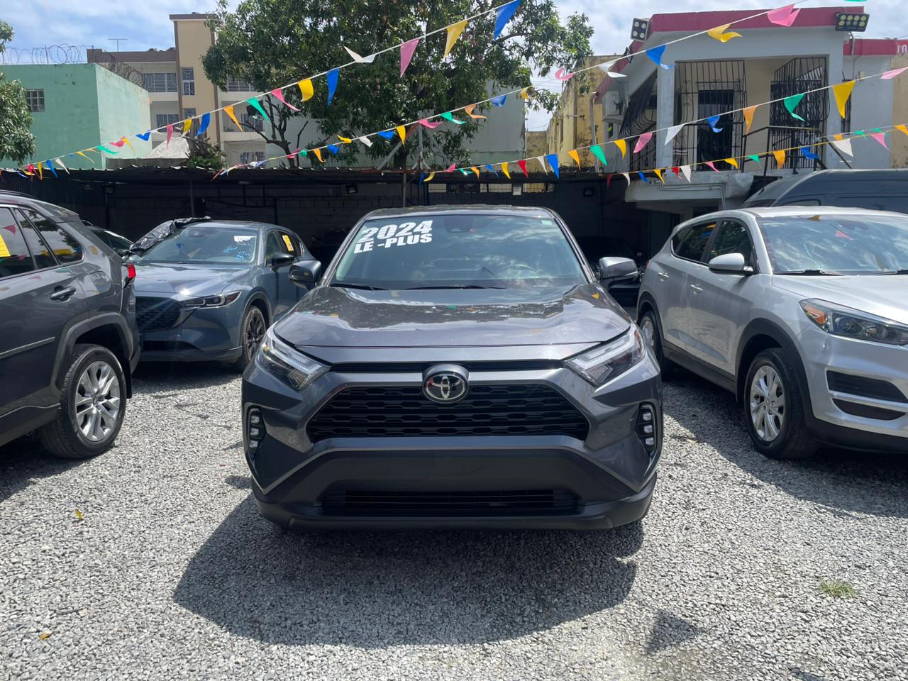 Toyota RAV4 LE