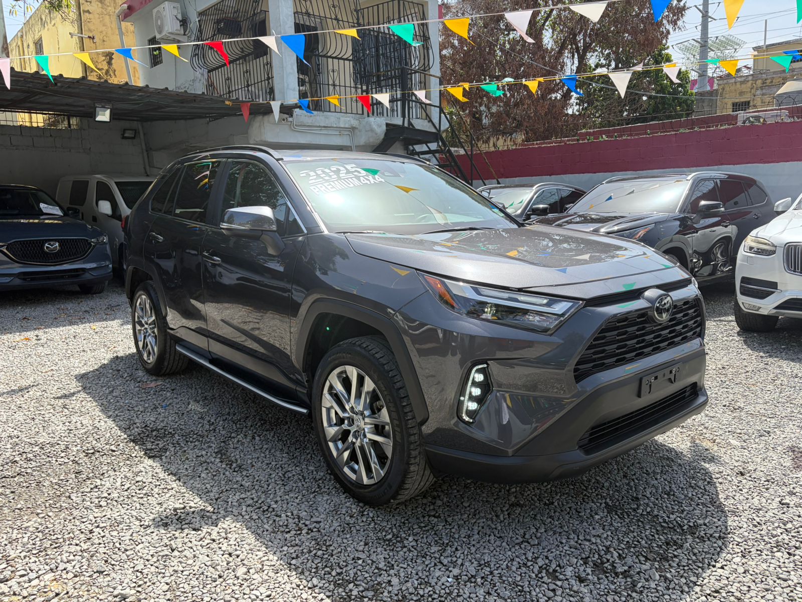 Toyota RAV4 XLE Premium