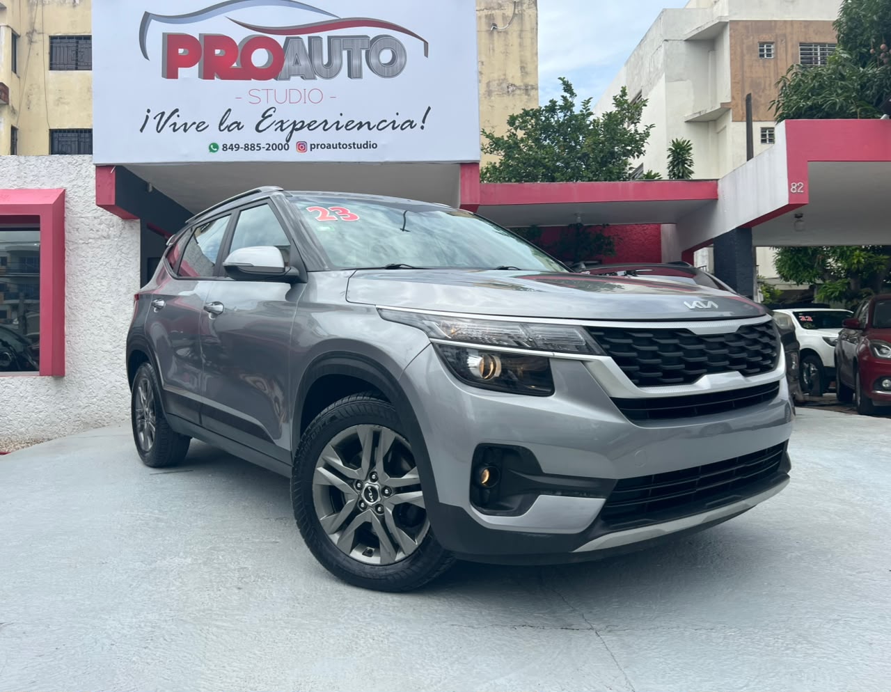 Kia Seltos EX