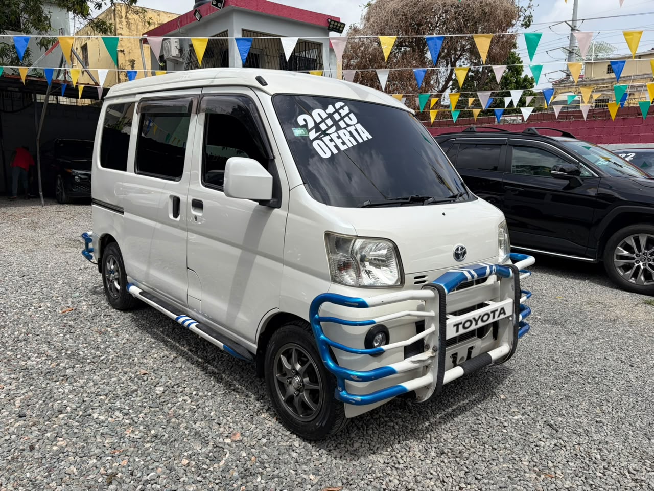 Toyota Pixis Basico