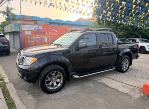 Nissan Frontier SV