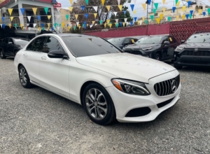 Mercedes-Benz Clase C 300