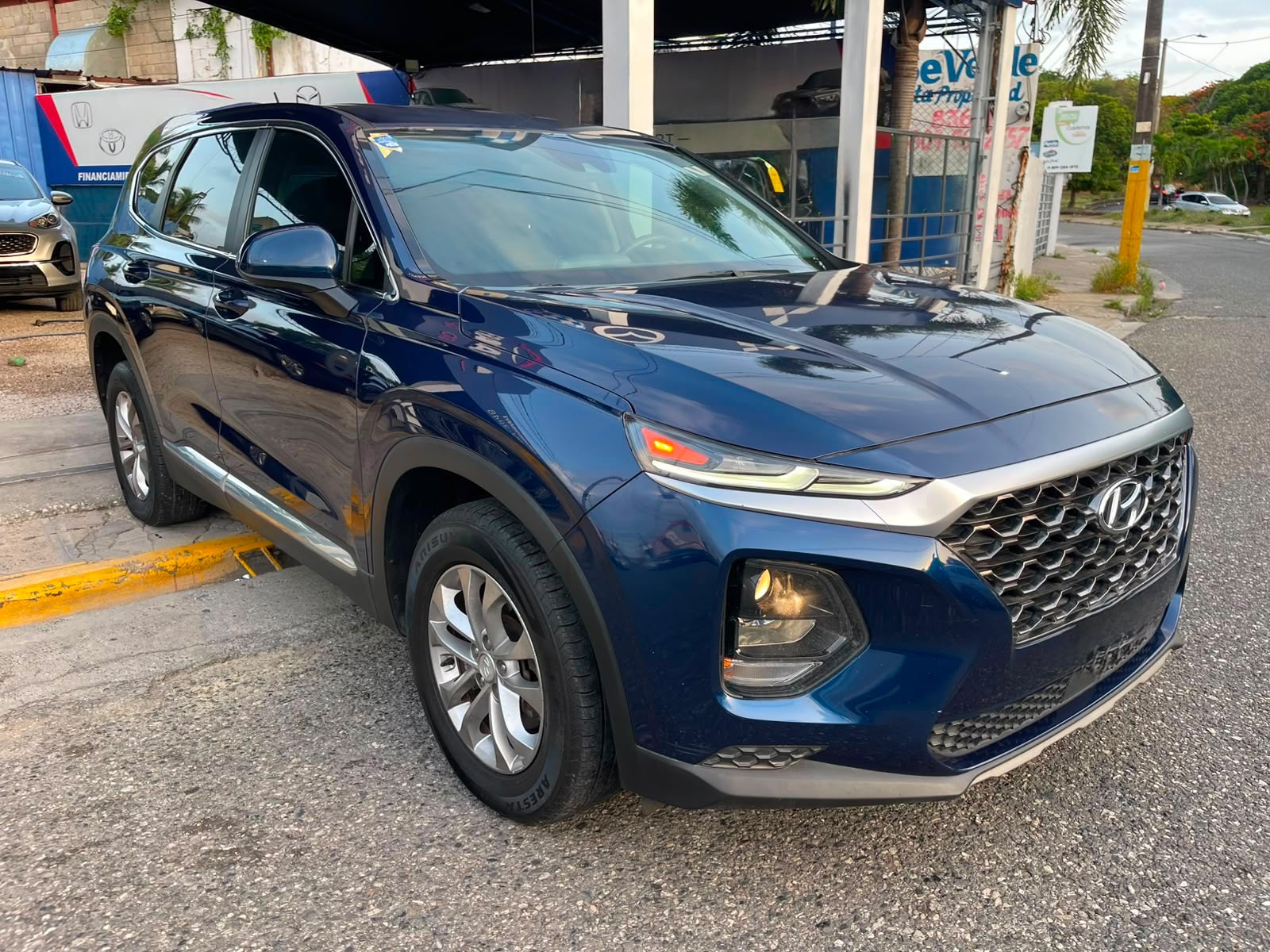Hyundai Santa Fe SE