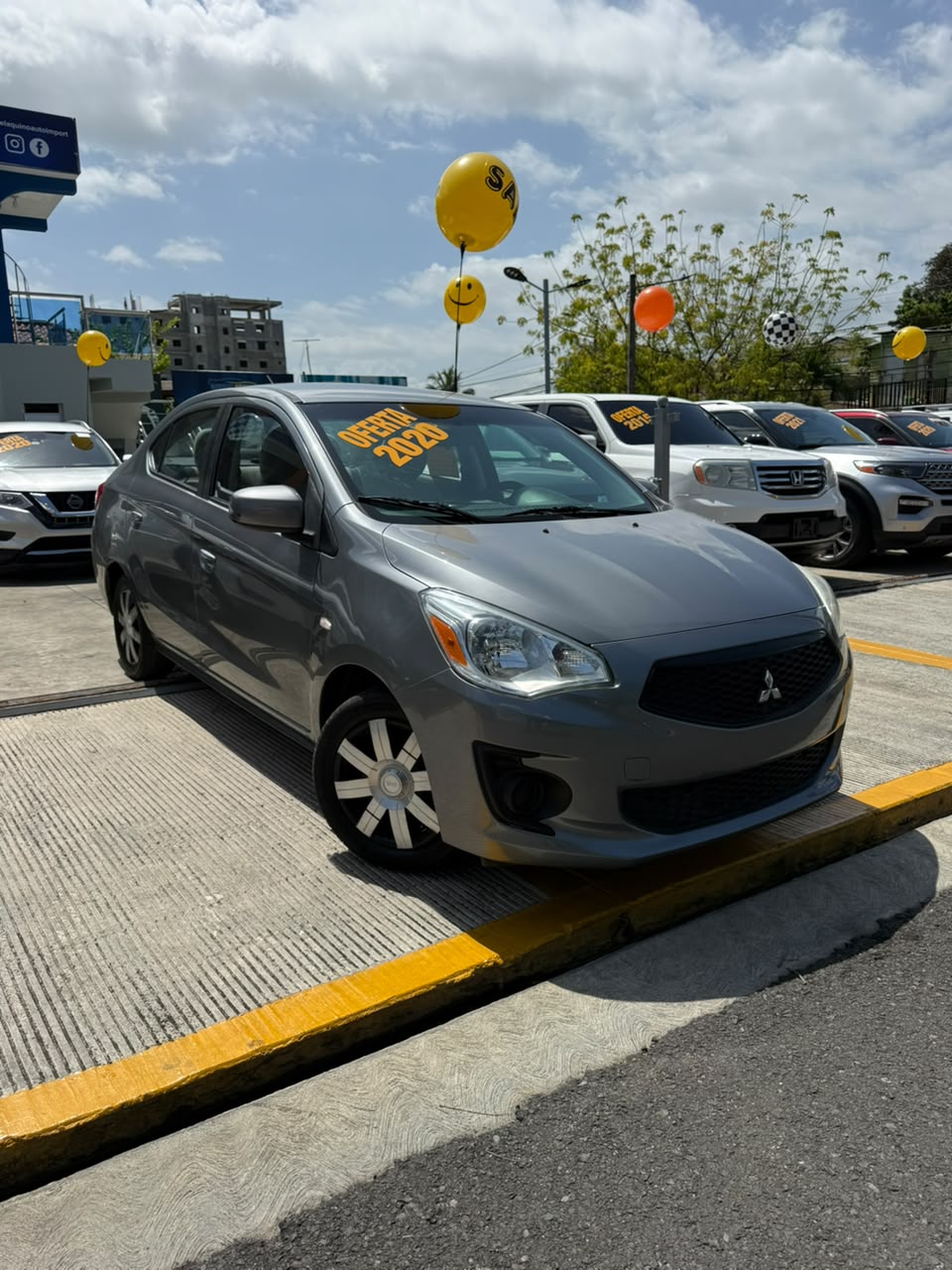 Mitsubishi Mirage Básico