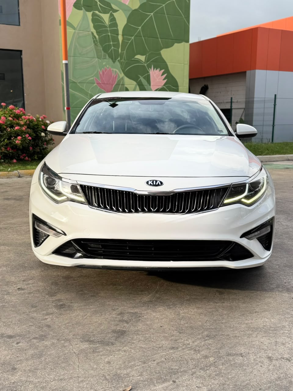 Kia K5 Básico