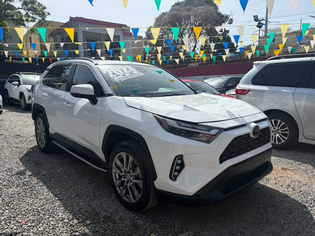 Toyota RAV4 XLE Premium