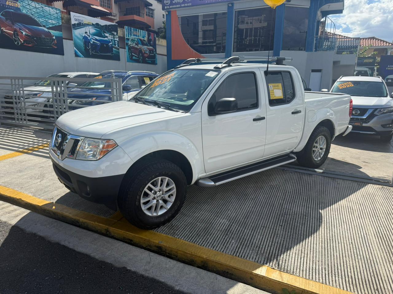 Nissan Frontier SV