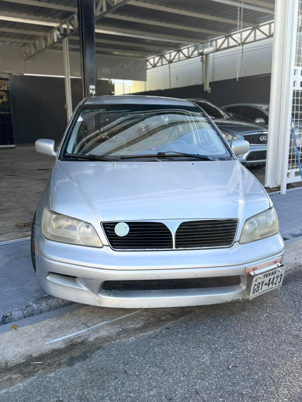 Mitsubishi Lancer Es